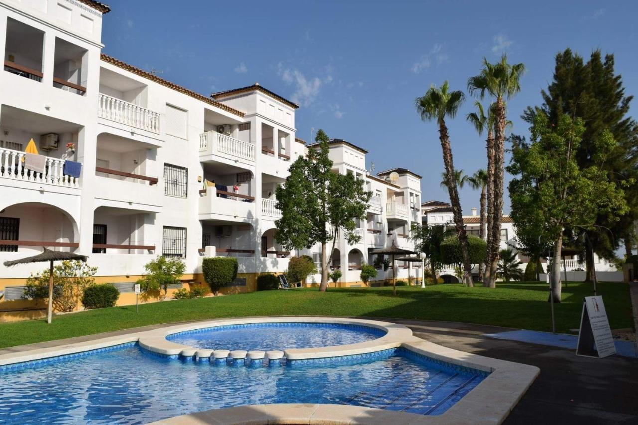 Fabulous 2 Bed 2 Bath Apartment ! Villamartin  Eksteriør billede